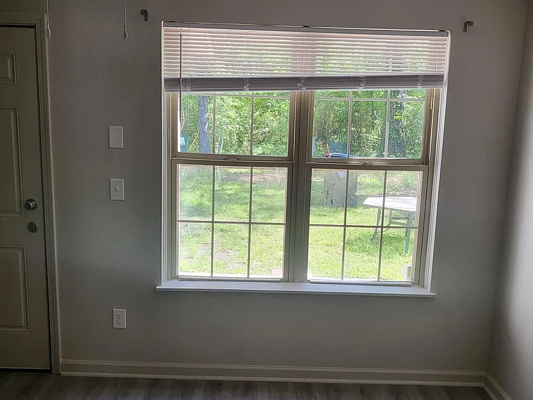 126 Langley Dr #B — Photo 3