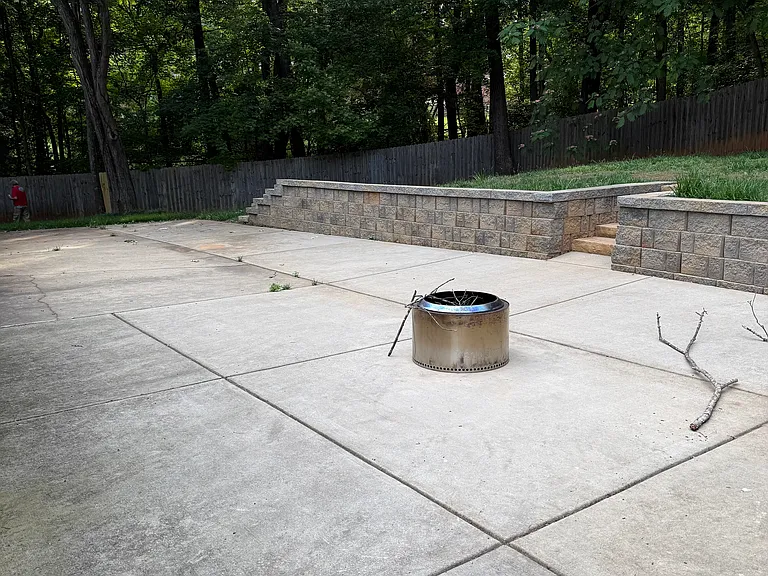 3973 Huntington Ct — Photo 11