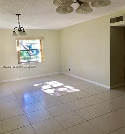 4th image of 704 SE 2nd Ave APT 337