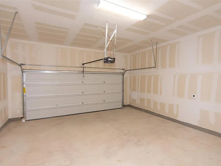 605 W South St #432 — Photo 27