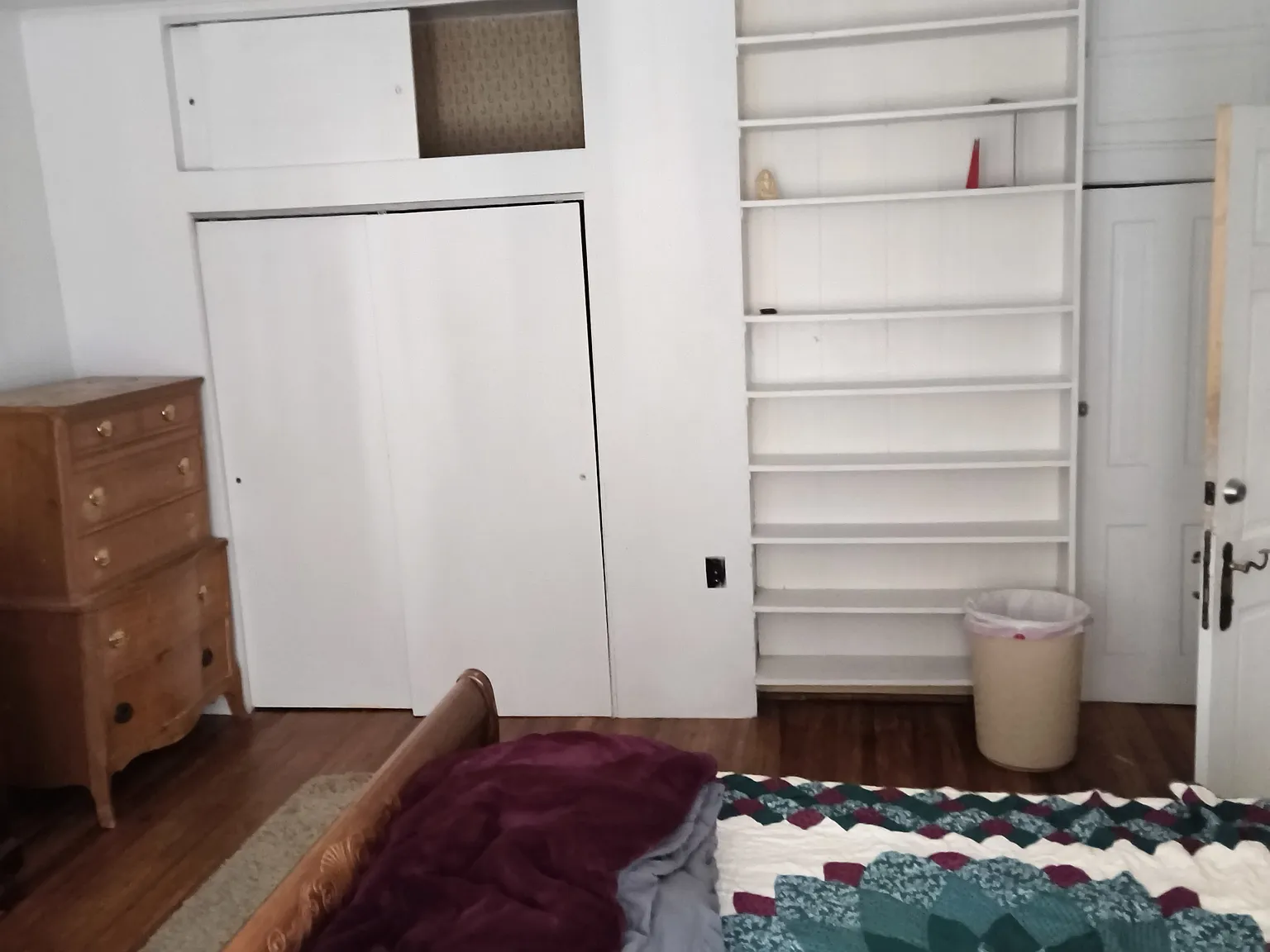 1 bed, 2372 sqft, $850 — Photo 2