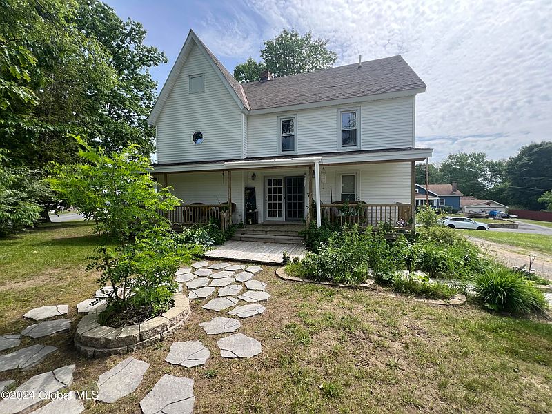 2nd image of 127 S Kingsboro Avenue