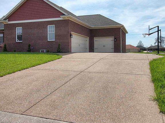 4th image of 2901 Lenox Dr