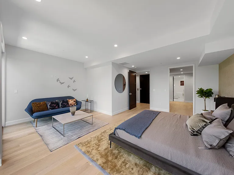 8824 Churchill Rd — Photo 12