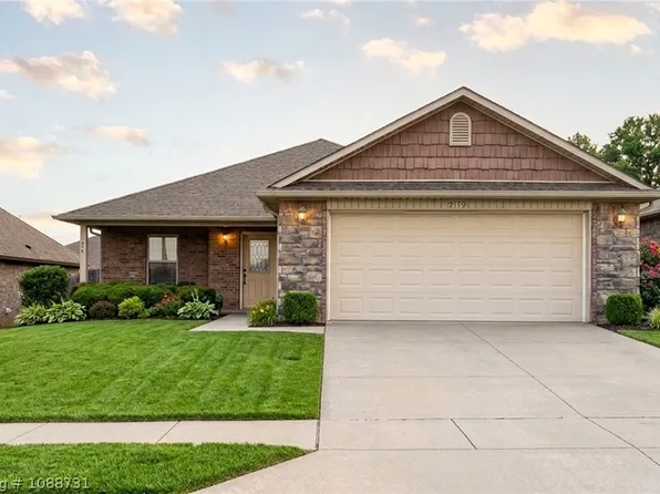 219 Bridgewater Dr, Barling, AR 72923