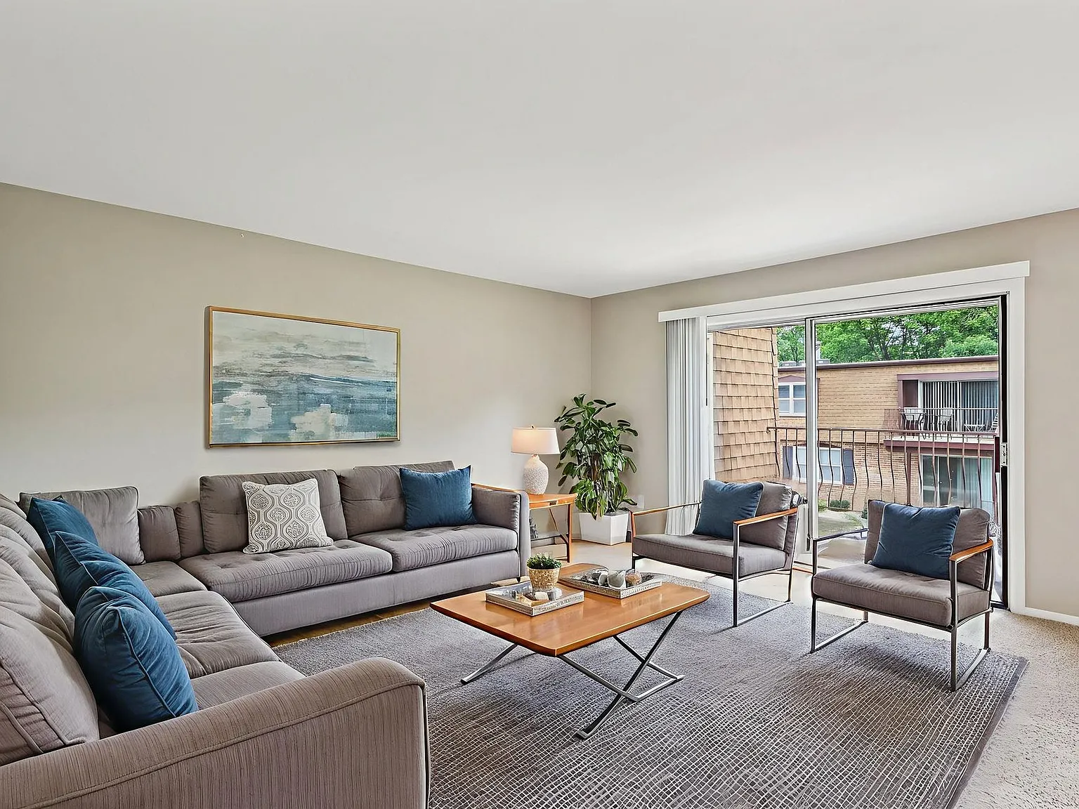 Woodland Reserve Apartments — Photo 2