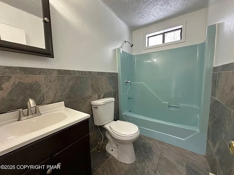 8900 Raccoon Trl — Photo 12