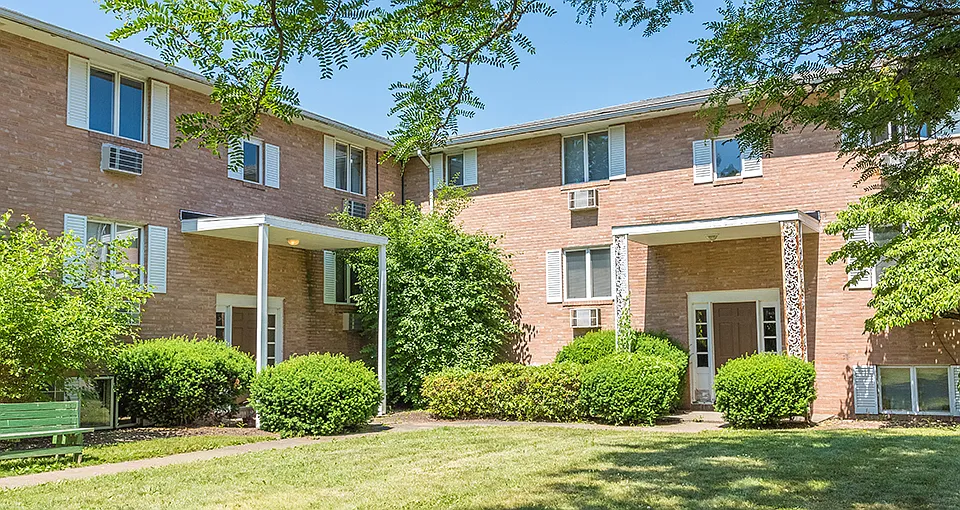Lake Cable Village Apartments