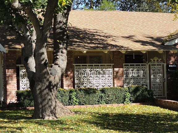 3rd image of 1610 Celia Dr