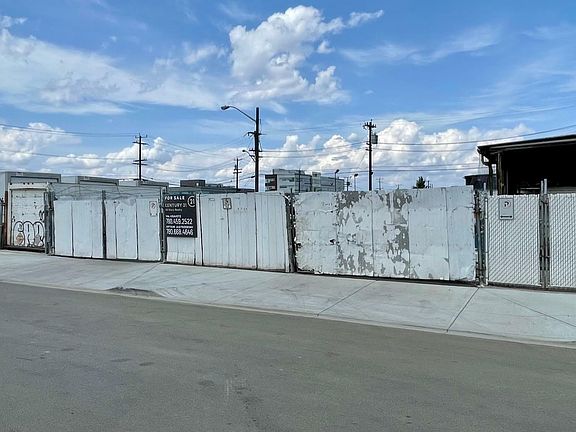 4th image of 10372 59th Ave NW