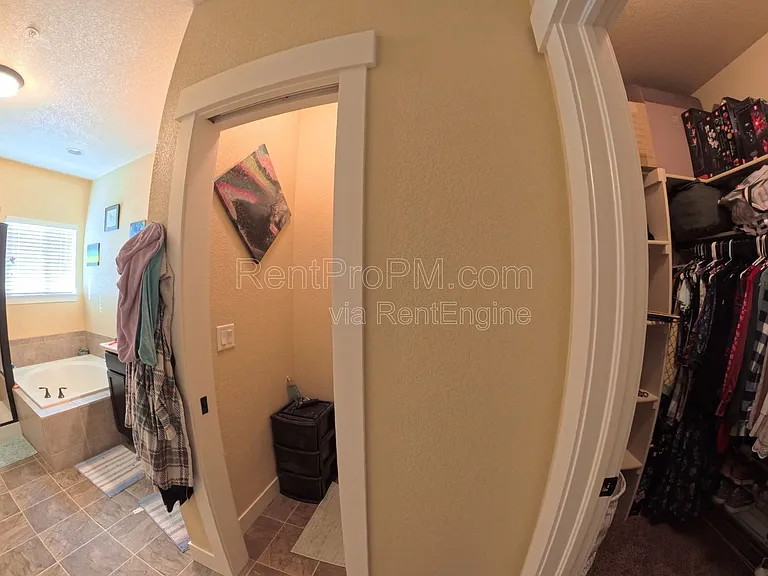 5021 Brookfield Dr #D — Photo 10