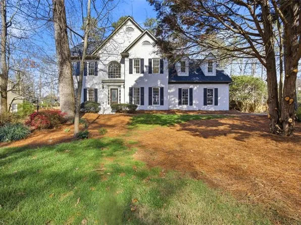 745 Woodrow Dr, Lawrenceville, GA 30043