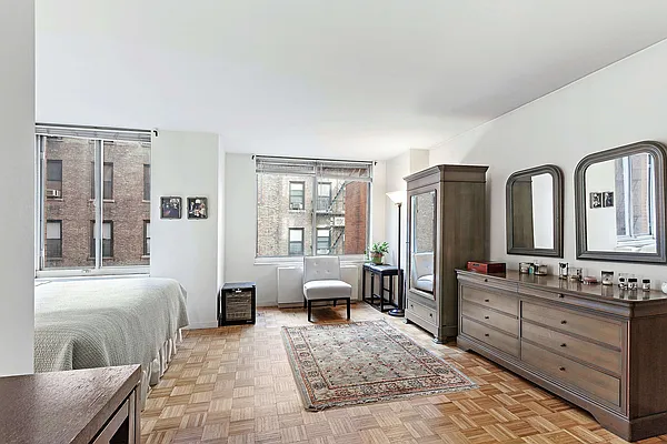 Rented by Compass | media 9