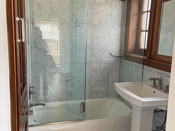 4th image of 5847 S Blackstone Ave APT 309