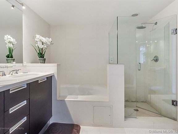 4th image of 179 N Shore Dr #1