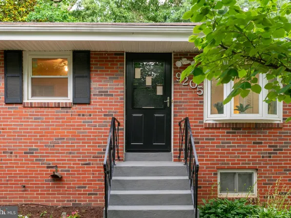 9205 49th Ave, College Park, MD 20740