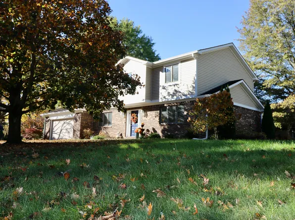1101 E Winterberry Dr, Crawfordsville, IN 47933