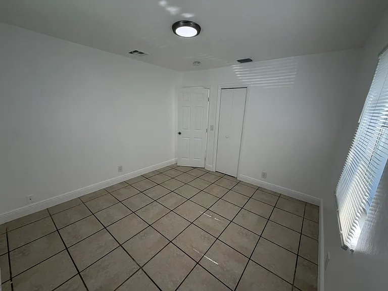 1021 Henrietta Ave #3 — Photo 12