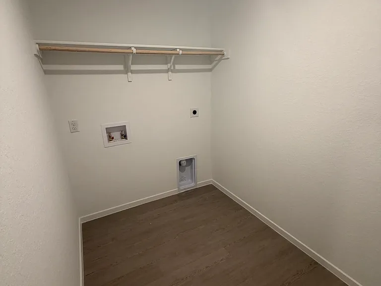 319 Moscato Rd — Photo 15