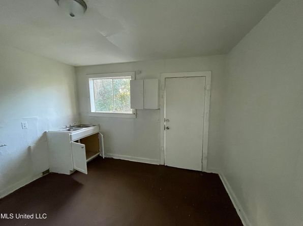 jackson-mississippi-3035381 picture