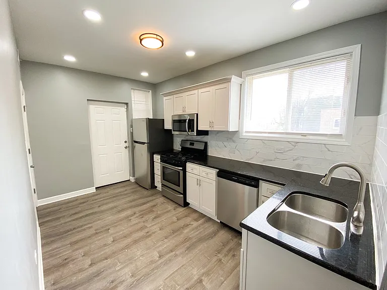 7815 S Kingston Ave #3 — Photo 9