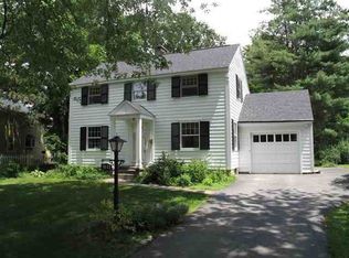 1532 Regent St, Niskayuna, NY 12309