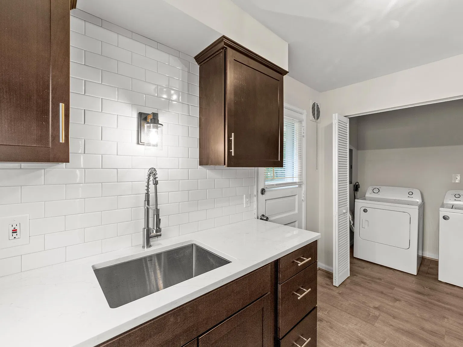 3 bed, 1160 sqft, $1,500 — Photo 3