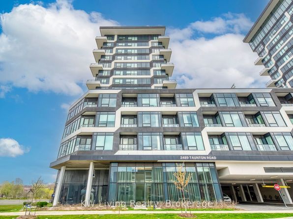 2489 Taunton Rd #711, Oakville, ON L6H 0L3