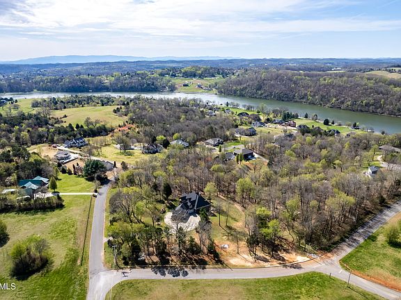 3rd image of 6614 Riverview Golf Dr