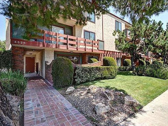 2nd image of 4524 Tujunga Ave