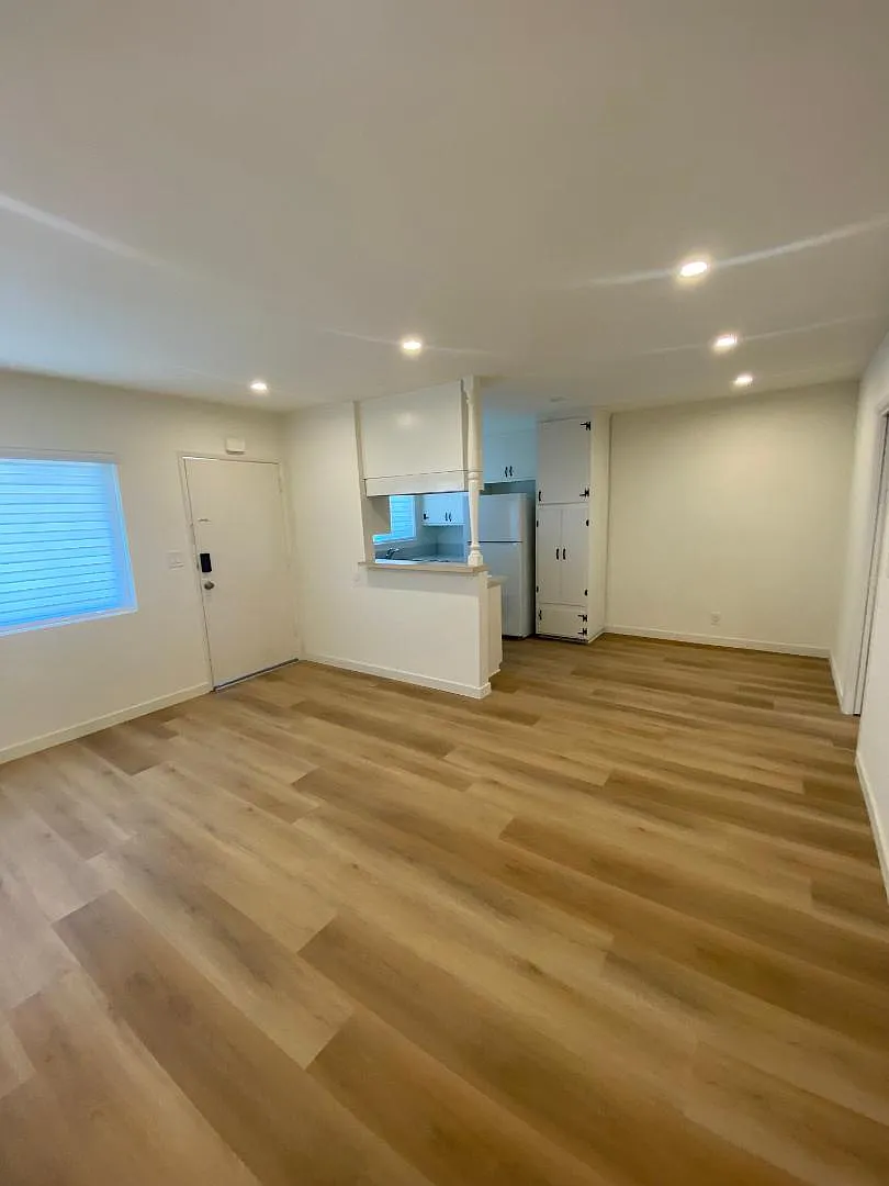 833 W. Duarte Road - Unit 12 — Photo 3