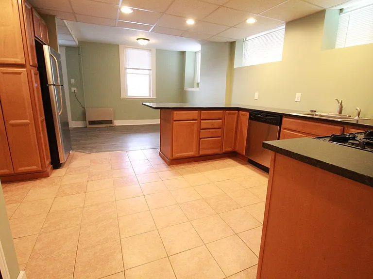 22-24 Deering Avenue — Photo 9