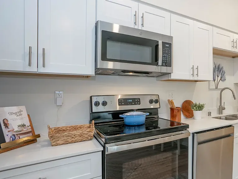 4546 S Junett St — Photo 8
