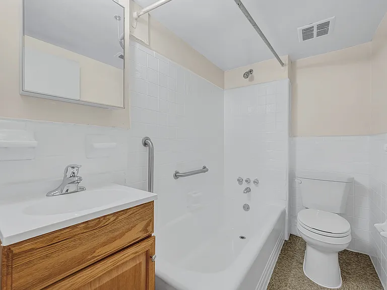Brookland Manor — Photo 23
