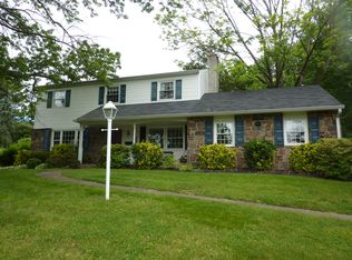 1654 Limerick Ln, Dresher, PA 19025