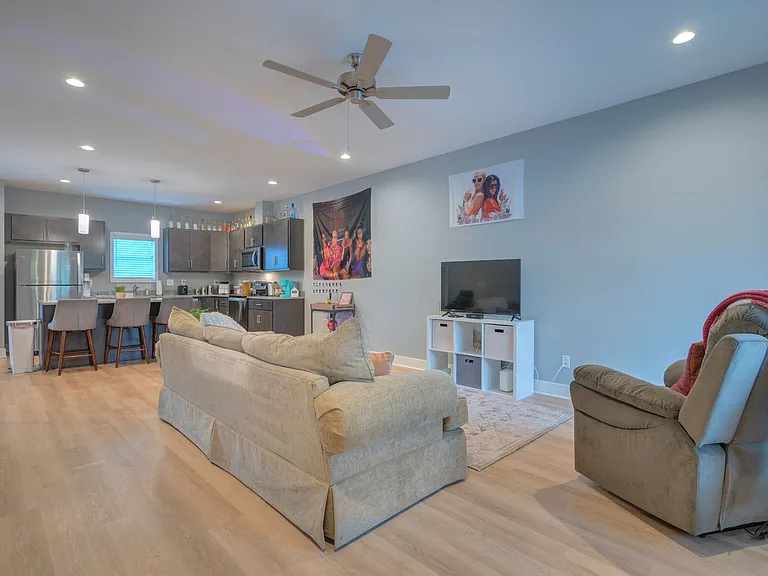 1741 Staniel Dr — Photo 25