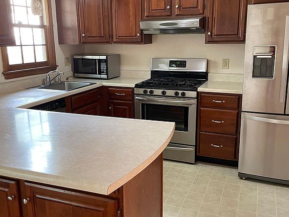 Kitchen floor just replaced.