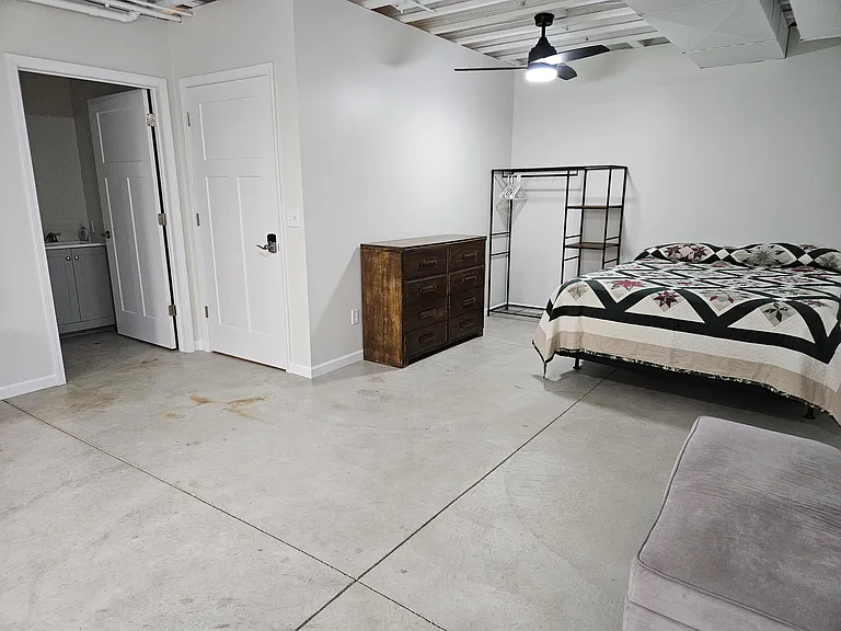 5805 Lynd Rd #3 — Photo 5