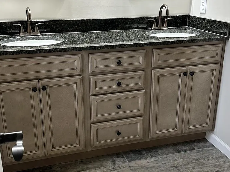 127 Delano Dr — Photo 8