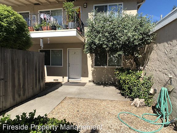 2nd image of 3739 Underwood Dr APT 2