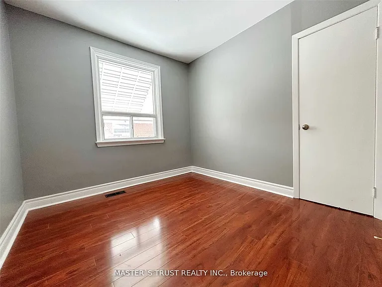 308 Skopit Rd — Photo 8
