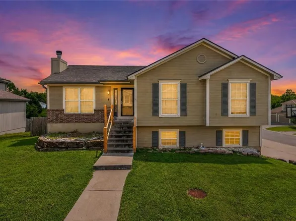 2021 Buckeye Ct, Excelsior Springs, MO 64024