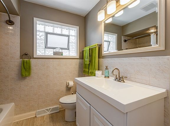 5th image of 519 Oglesby Ave