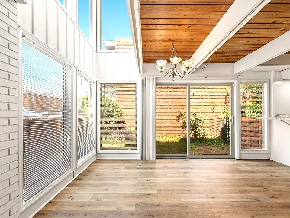 220 Belmont Rd