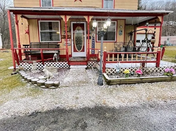 45 Hidden Valley Rd, Mineral Springs, PA 16855