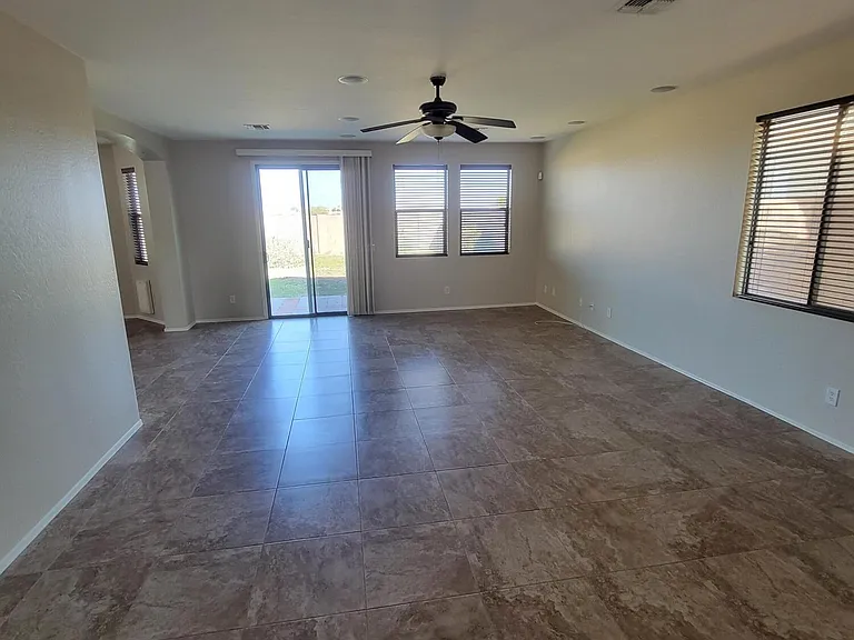 12050 W Carlota Ln — Photo 7
