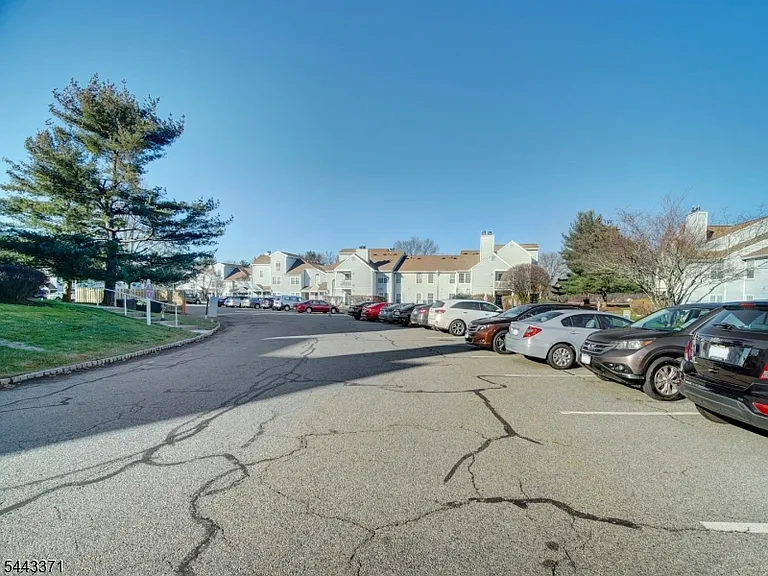 142 Harvest Ln — Photo 26