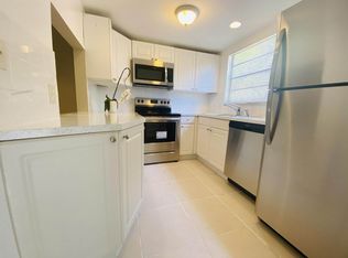 5300 Elmhurst Rd APT D, West Palm Beach, FL 33417