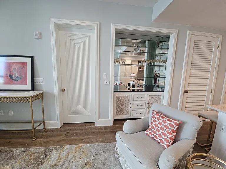 5 Gadsdenboro St #216 — Photo 5