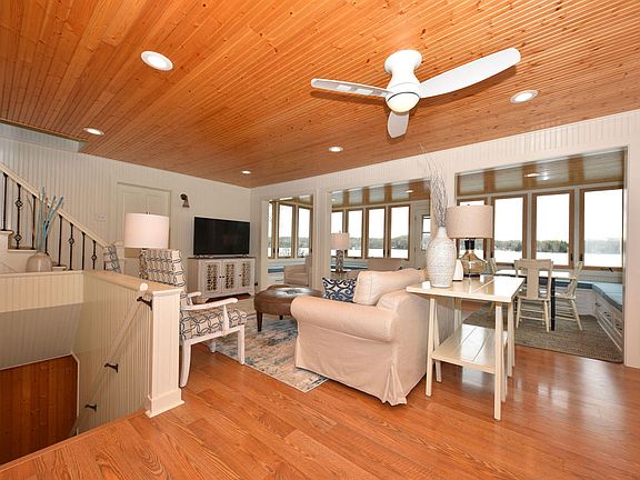 5th image of 5672 W Lake Dr